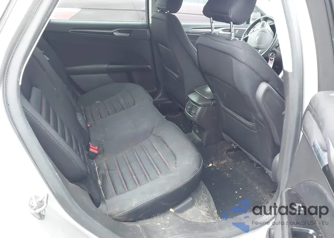 3FA6P0H77GR247376: 44161802