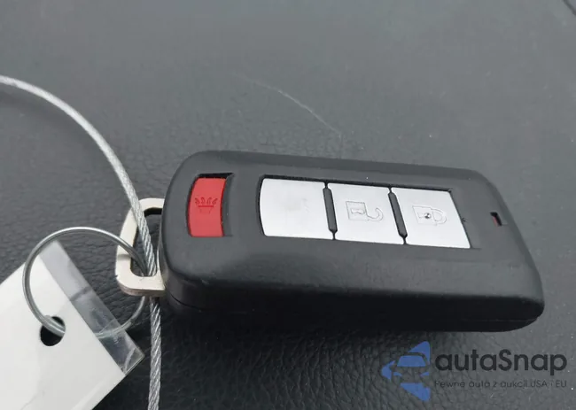 JA4AD3A32GZ019412: 44161814