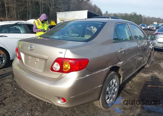 2T1BU4EE1AC244014: 44161829