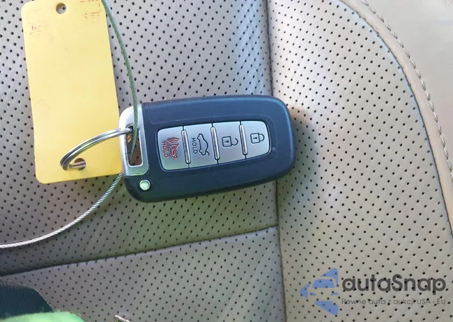 KMHGC4DF4BU141740: 44161851