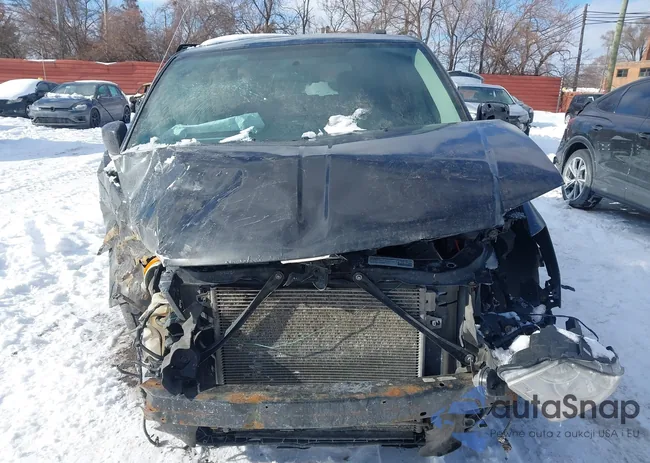 2C4RC1CGXFR519388: 44161892