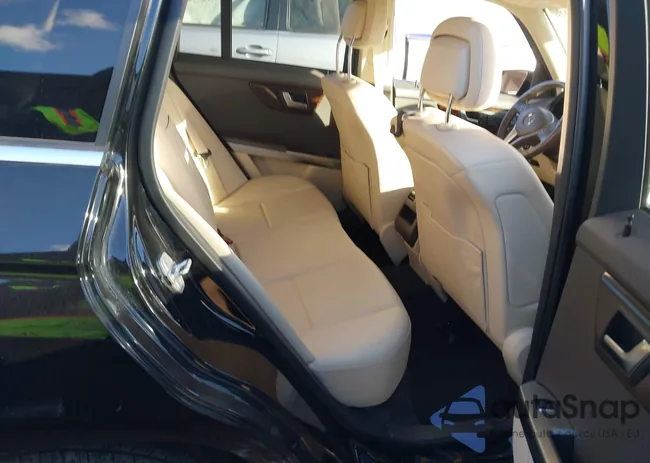 WDCGG8JBXFG441394: 44161926