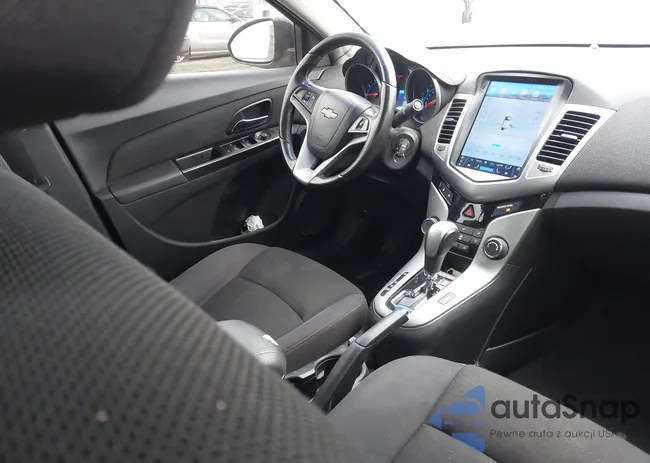 1G1PC5SB0E7328804: 44161954