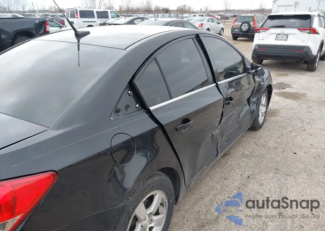 1G1PC5SB0E7328804: 44161954