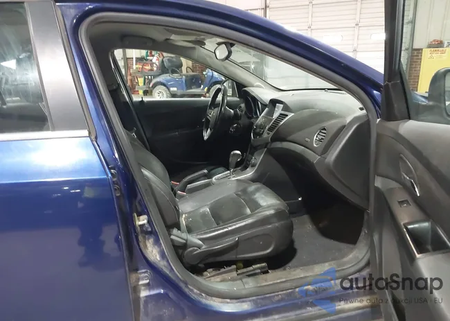 1G1PE5SB4D7116187: 44161982