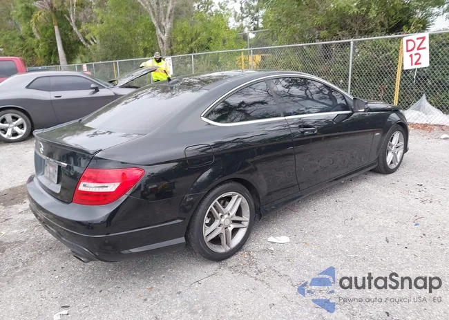 WDDGJ5HB5CF738009: 44162028