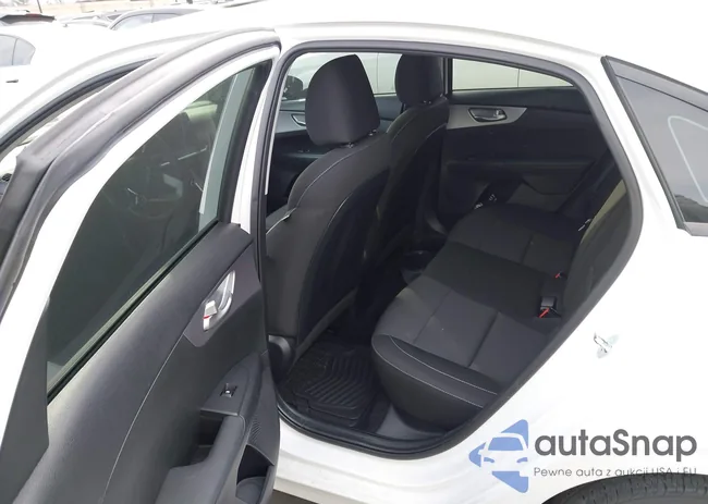 3KPF24AD3PE599314: 44161084