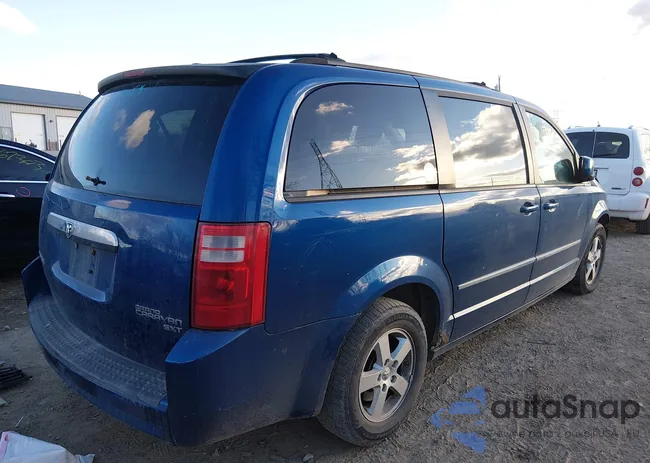 2D4RN5D15AR165237: 44161176