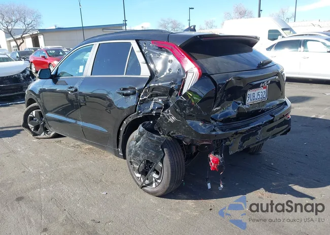 KNDCR3L10S5138751: 44161213