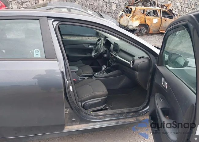 3KPF24ADXME314782: 44161220