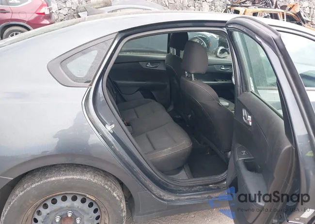 3KPF24ADXME314782: 44161220