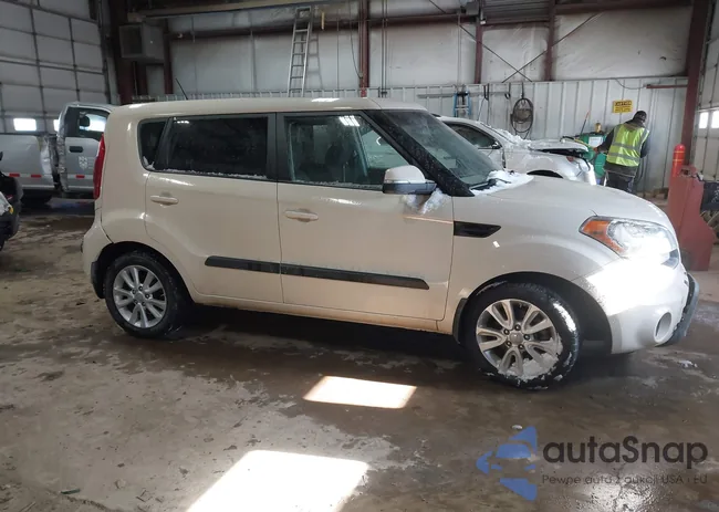 KNDJT2A6XD7758631: 44161254