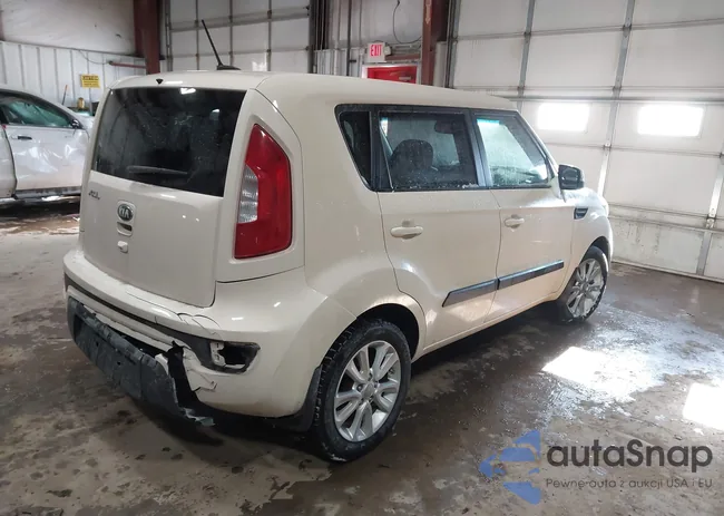 KNDJT2A6XD7758631: 44161254