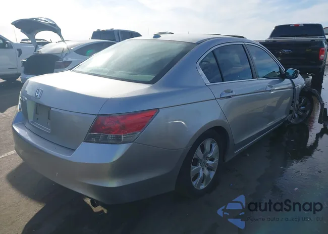 1HGCP26858A090299: 44161297