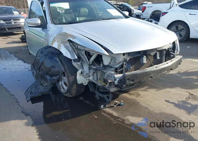 1HGCP26858A090299: 44161297