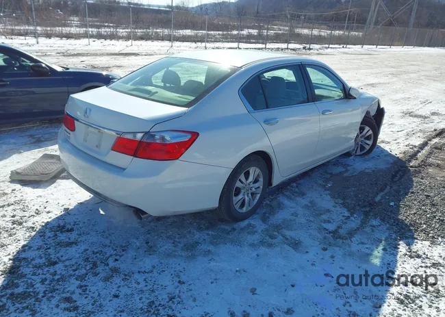 1HGCR2F32FA053741: 44161449