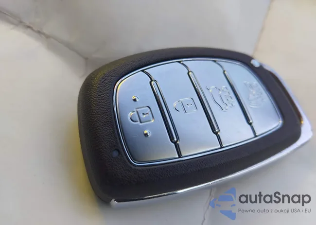 KM8J33AL4MU296690: 44162553