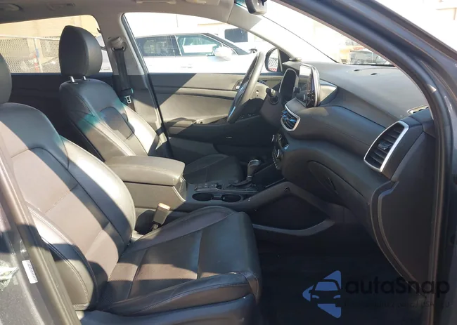 KM8J33AL4MU296690: 44162553