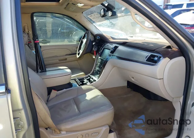 3GYFK628X7G171560: 44162564