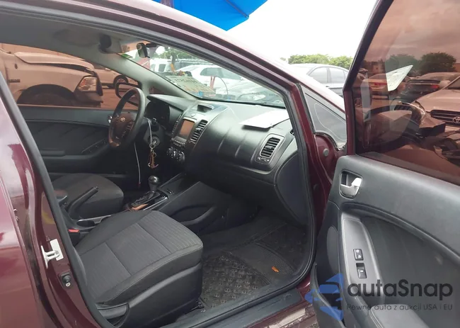 3KPFL4A78JE229068: 44162573