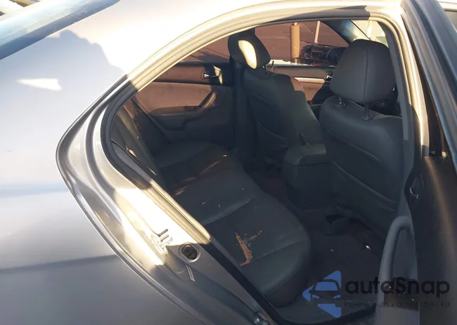 JH4CL96998C013238: 44162619