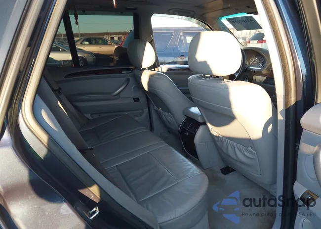 5UXFA13565LY16252: 44162658