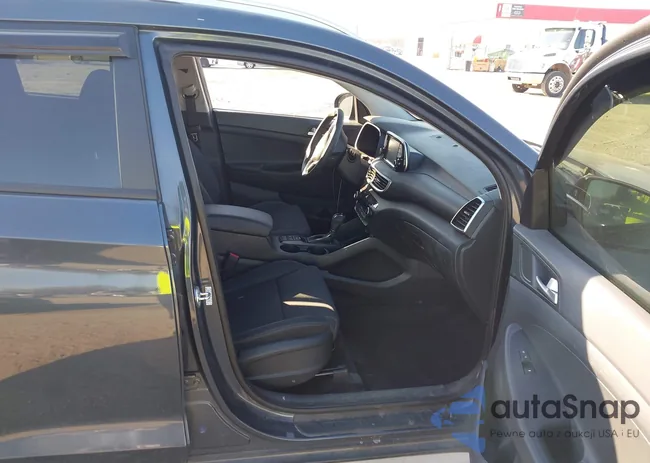 KM8J33AL2MU307895: 44162690