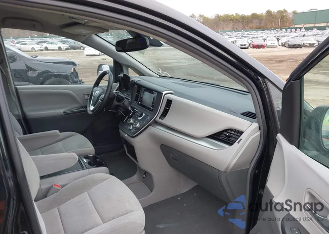 5TDJZ3DC3KS225433: 44162721