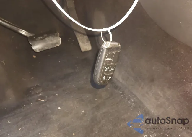 1C4RJFBG9FC704982: 44162727