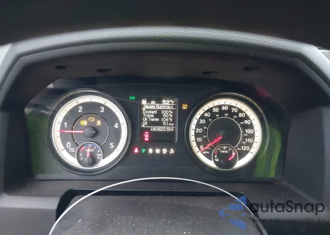 3C6UR5HL4GG268677: 44162760