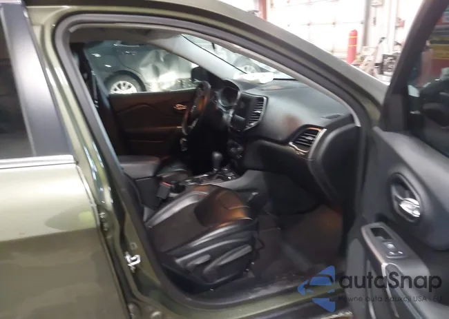 1C4PJMLN2KD250846: 44162765