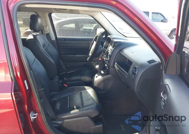 1C4NJPFA0ED888342: 44162875