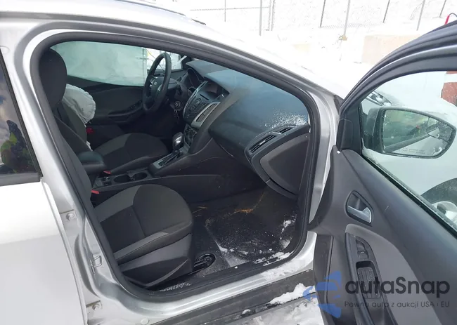 1FADP3F25DL312820: 44162891