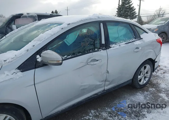 1FADP3F25DL312820: 44162891