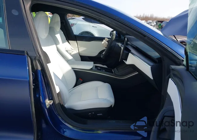 5YJSA1E69PF519391: 44162992