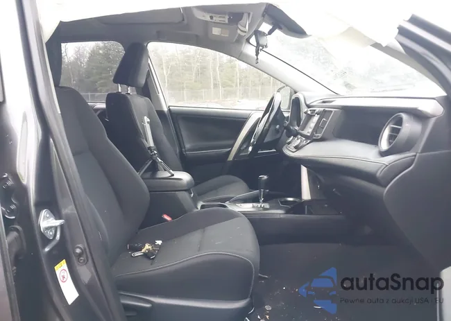 JTMRFREV9JJ194716: 44162994