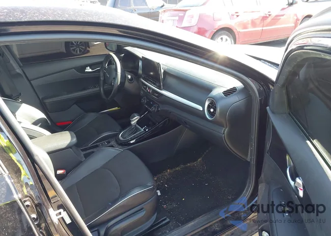 3KPF54AD9NE501407: 44163012