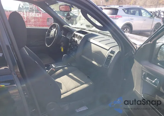 1FMCU9DG9CKB47712: 44163025