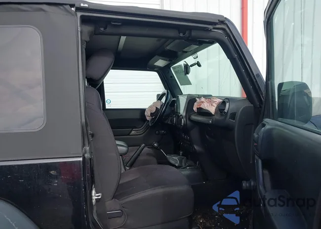 1C4AJWAG4DL664855: 44162085