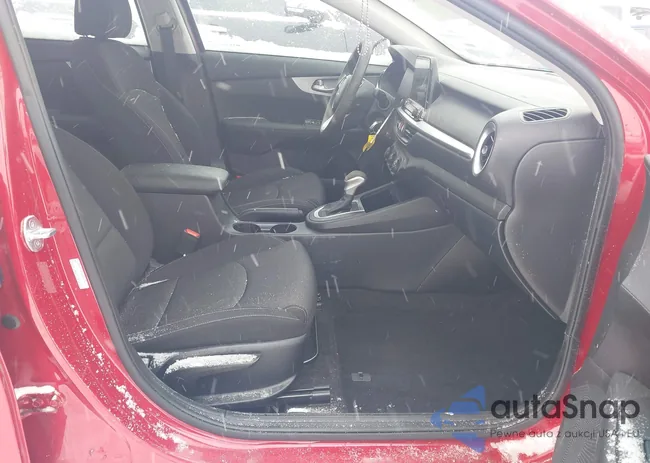 3KPF24AD4PE651842: 44162255