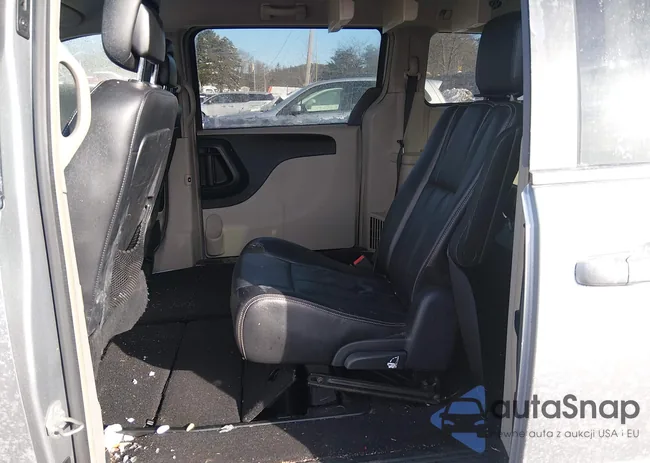 2C4RC1BG6ER447542: 44162274