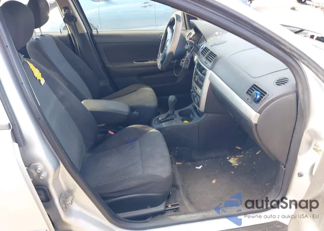 1G1AD5F57A7182080: 44162285