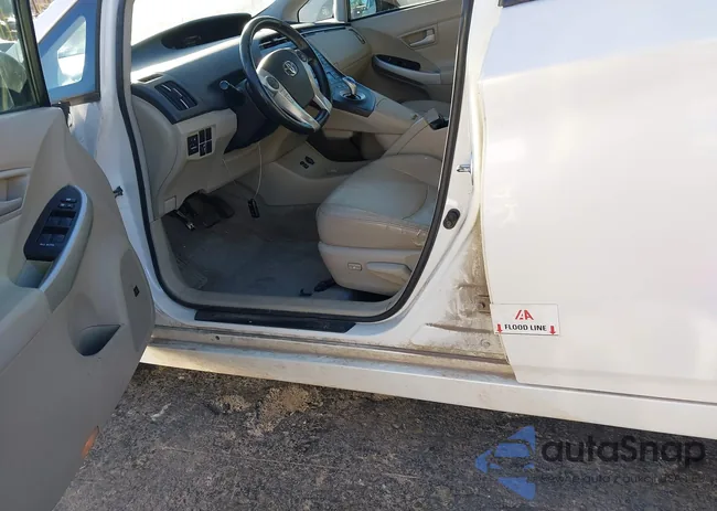 JTDKN3DU3A5148592: 44162357