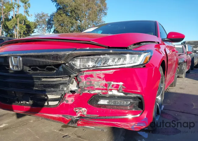 1HGCV1F33JA067744: 44162368