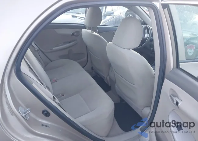 2T1BU4EE9AC335032: 44162420