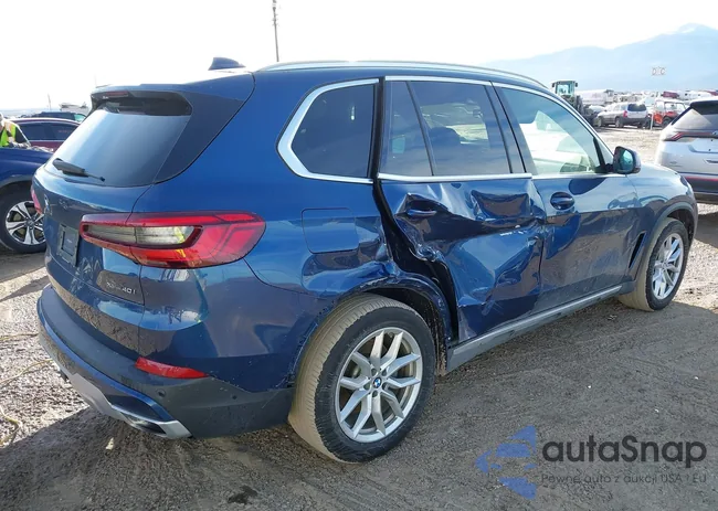 5UXCR6C55KLL61110: 44163575