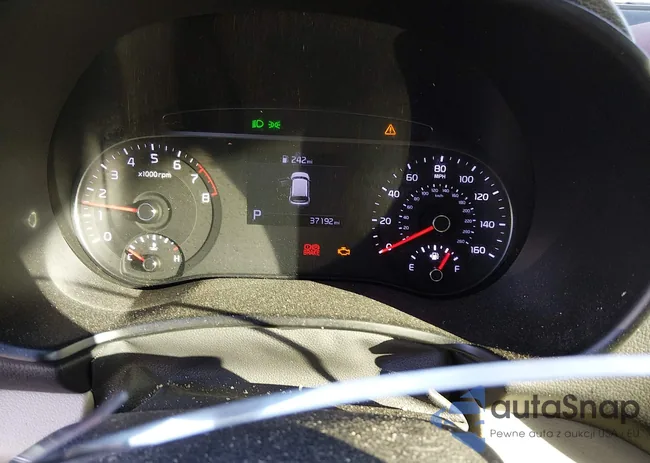 KNDJ23AU5M7143492: 44163632