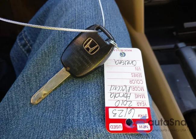 1HGCP2F3XAA158624: 44163647