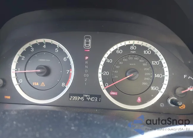 1HGCP2F3XAA158624: 44163647