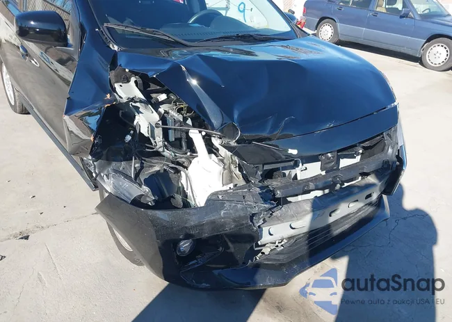 ML32AUHJ0RH037979: 44163655